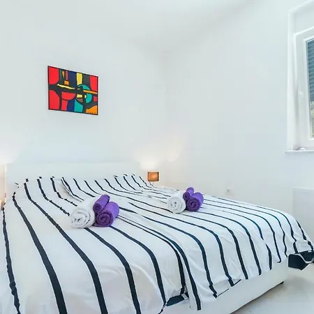 Holiday home Martina Pula
